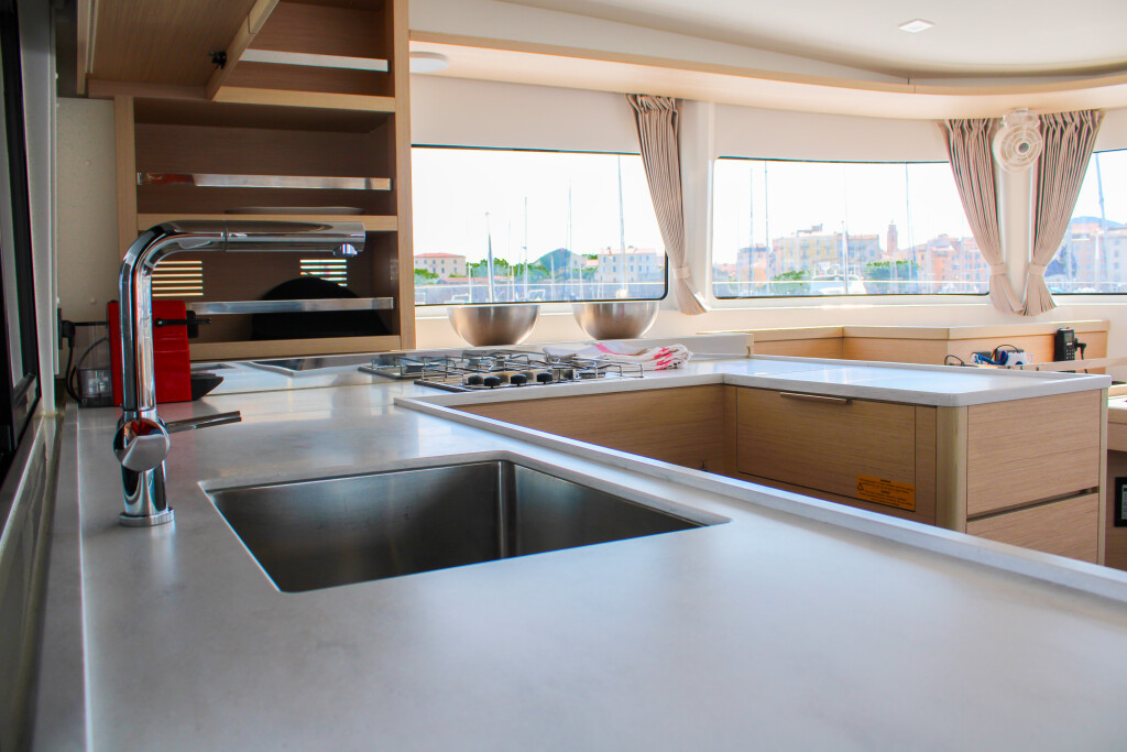 Yacht LAGOON - 46 "L'Orceo"