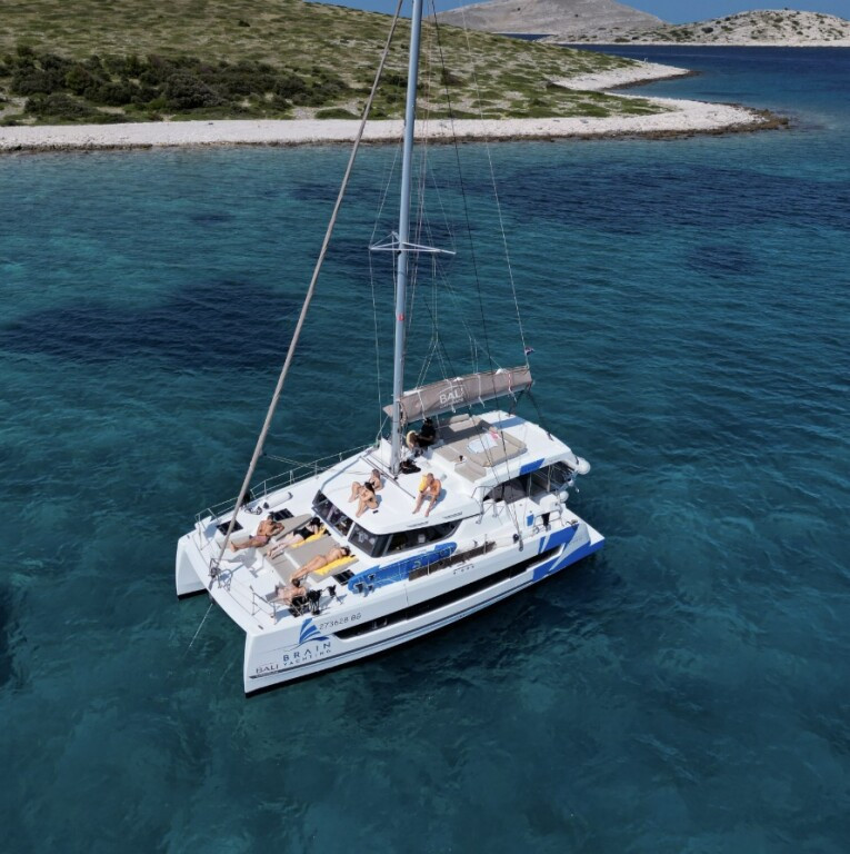 Yacht CATANA - Bali Catspace "My5ive"