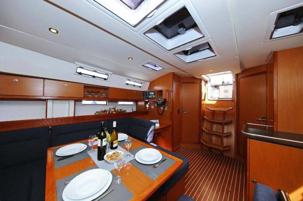 Yacht BAVARIA - Cruiser 45 "Kalimera"