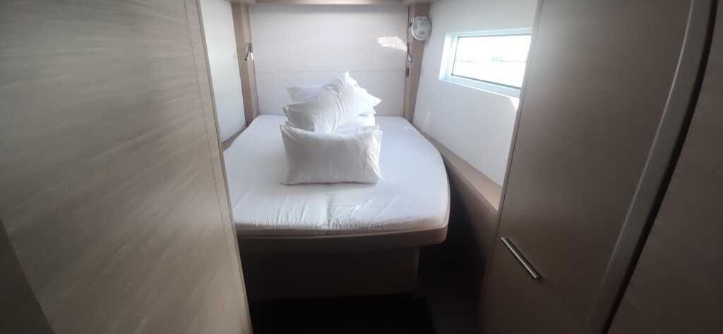 Yacht LAGOON - 51 "Euphoria IV"