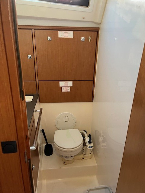 Yacht BAVARIA - Cruiser 46 "Amelva"