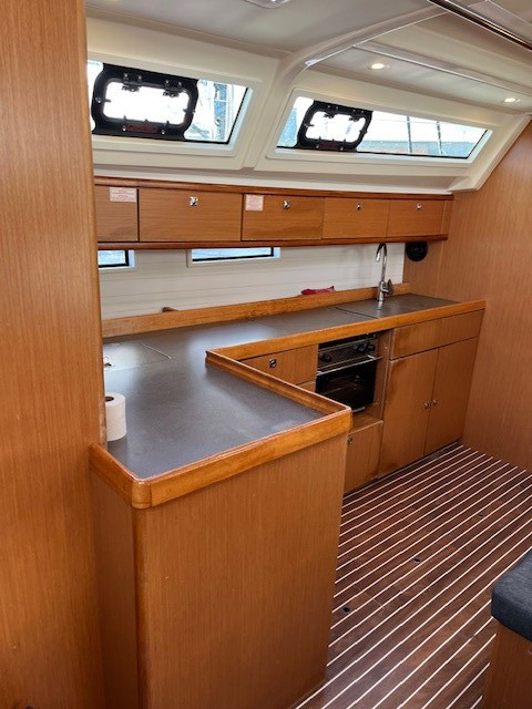 Yacht BAVARIA - Cruiser 46 "Amelva"