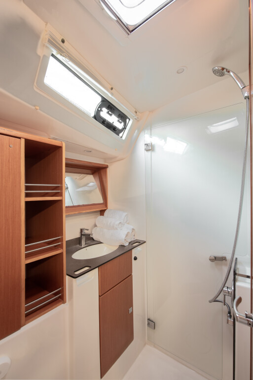 Yacht BAVARIA - Cruiser 51 "Wild at Sea"