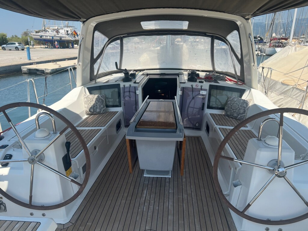Yacht BENETEAU - Oceanis 41.1 "Mala Nevina"