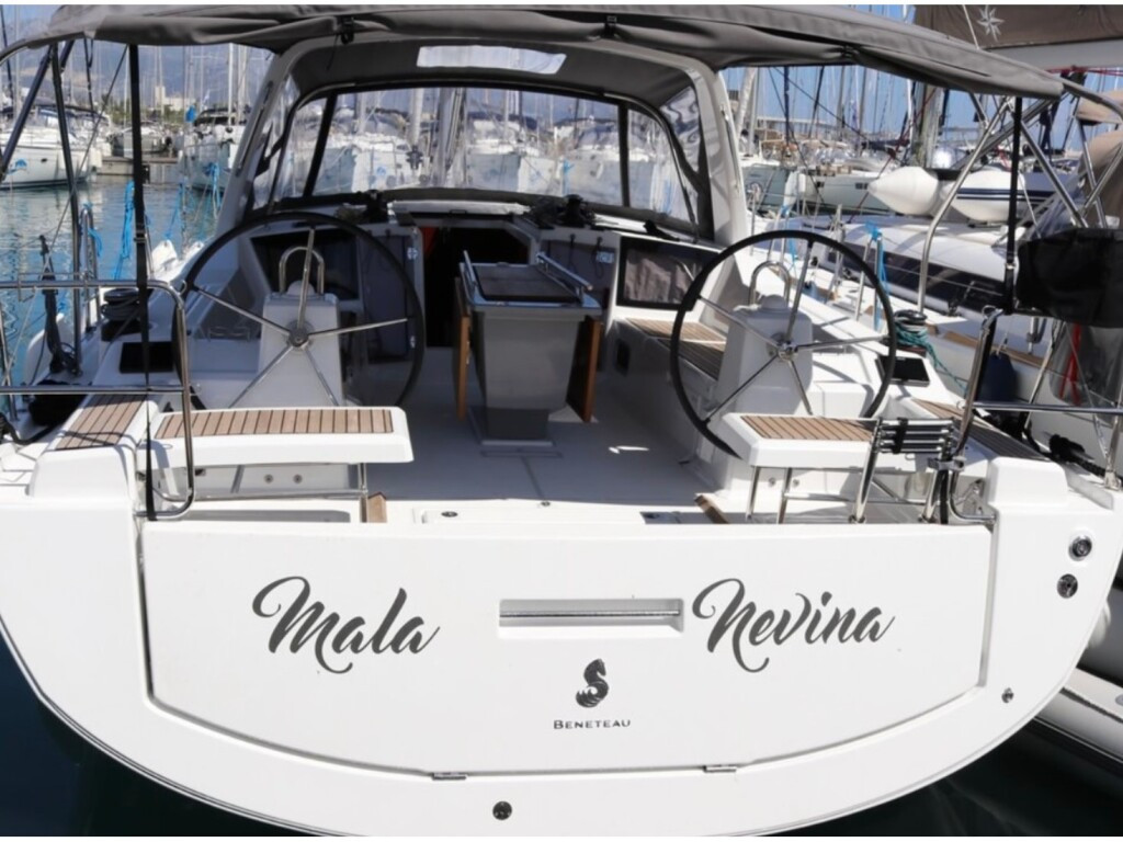 Yacht BENETEAU - Oceanis 41.1 "Mala Nevina"