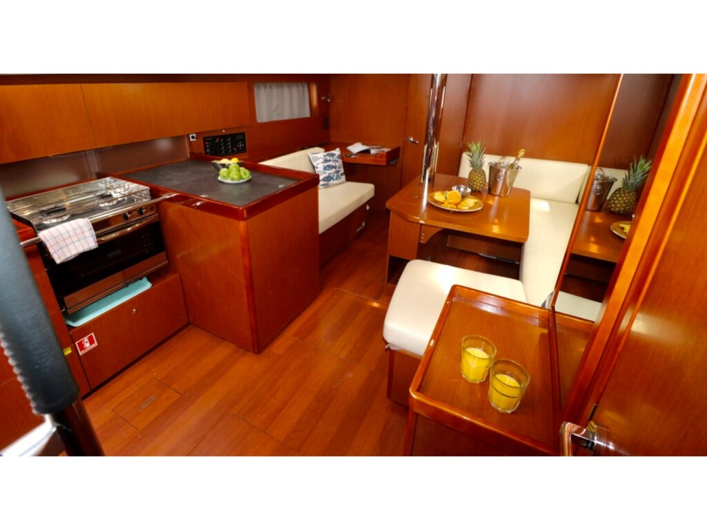 Yacht BENETEAU - Oceanis 41.1 "Mala Nevina"