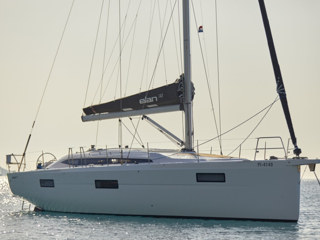Yacht ELAN - Impression 45 "Emotion"