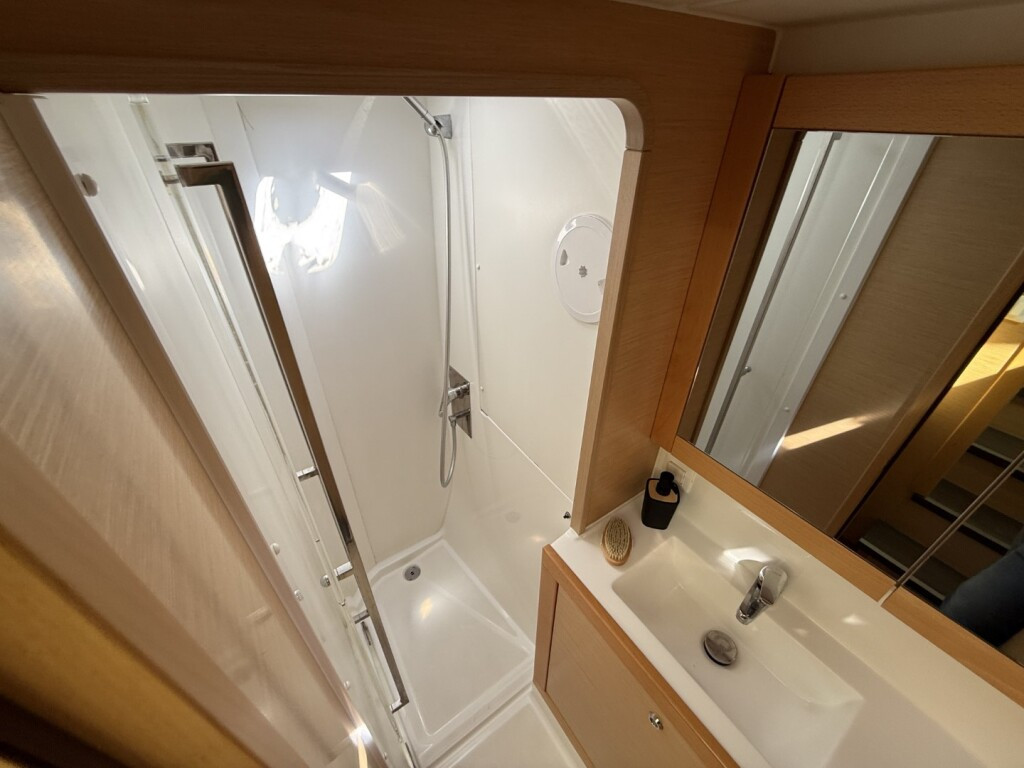 Yacht LAGOON - 39 "Cava"