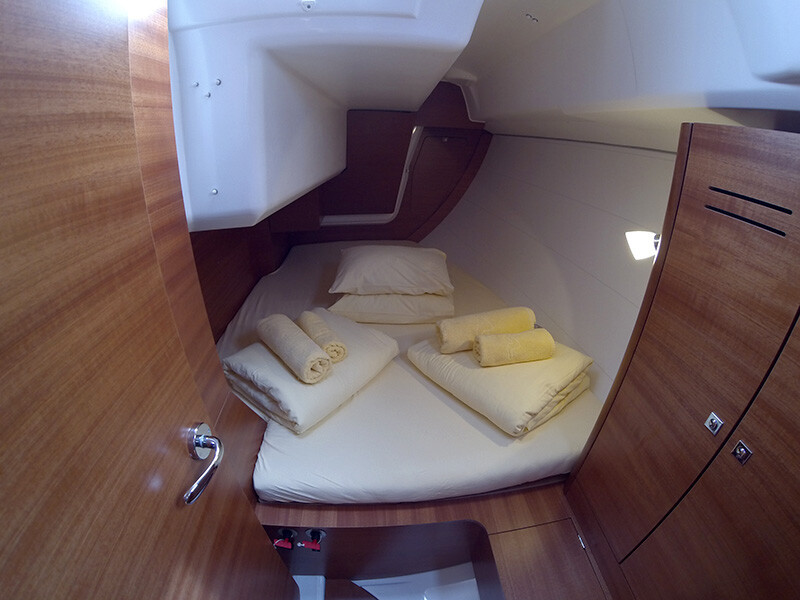 Yacht DUFOUR - 350 Grand Large "Luka"