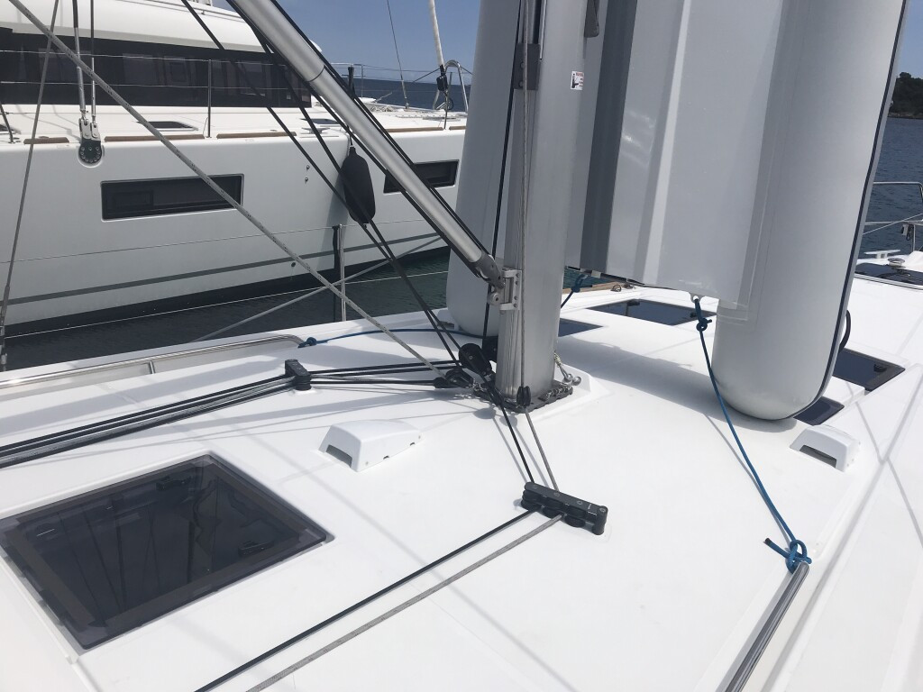 Yacht BENETEAU - Oceanis 45 "Algeiba"