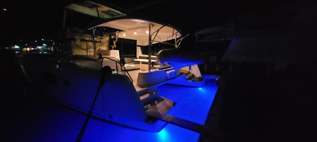 Yacht LAGOON - 42 "Best Q"