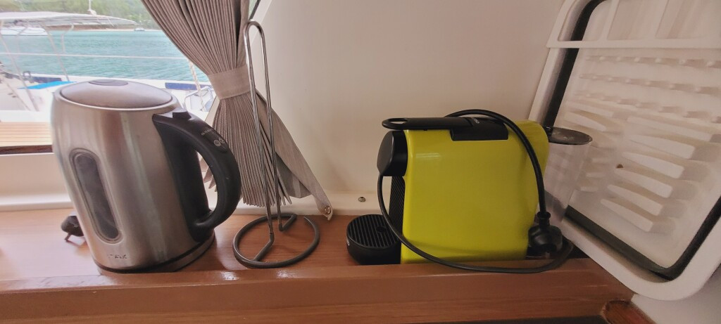 Yacht LAGOON - 42 "Best Love"