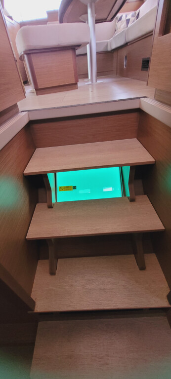 Yacht LAGOON - 42 "Best Love"