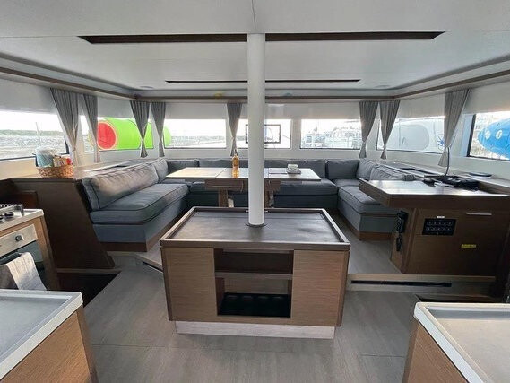 Yacht LAGOON - 50 "Merev"