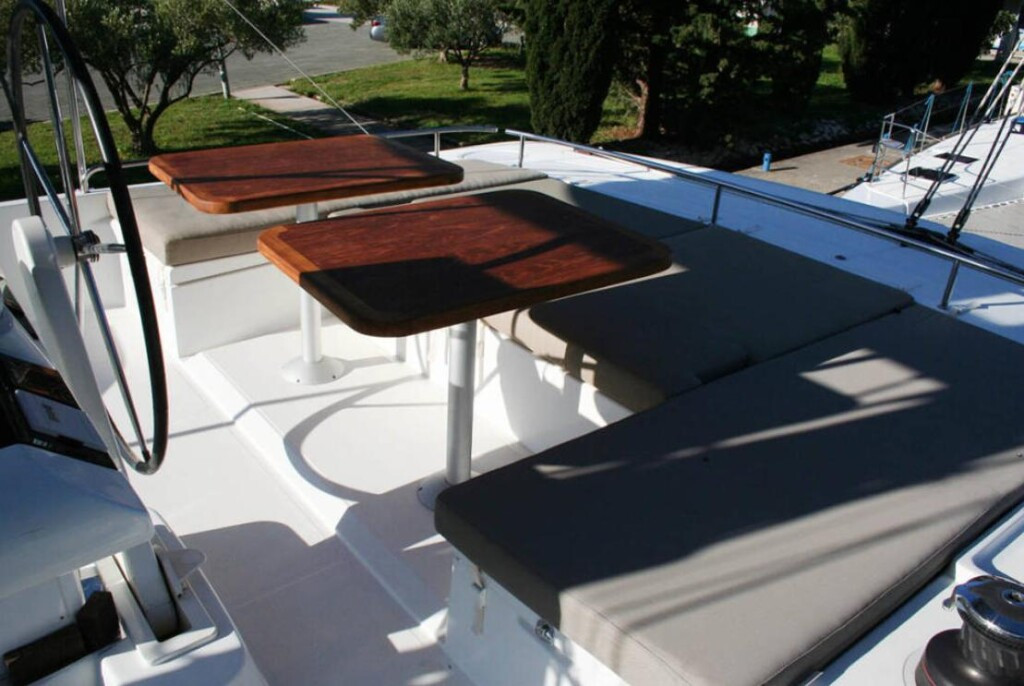 Yacht LAGOON - 52 F "Matarma"