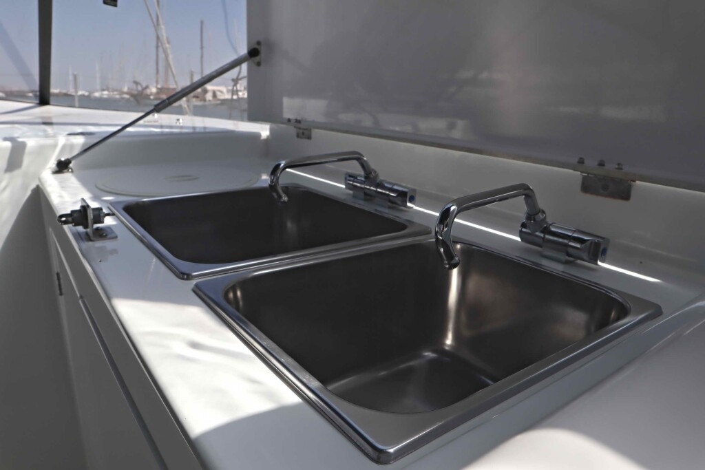Yacht JEANNEAU - Sun Loft 47 "Sun Rise III"