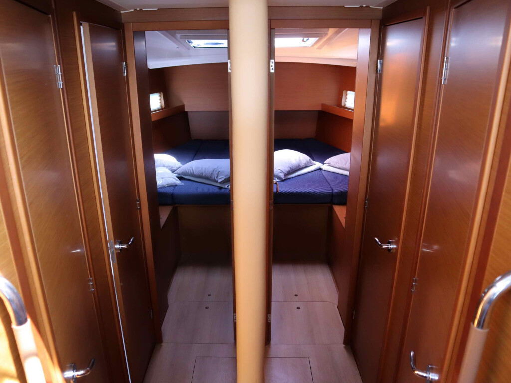 Yacht JEANNEAU - Sun Loft 47 "Sun Rise III"