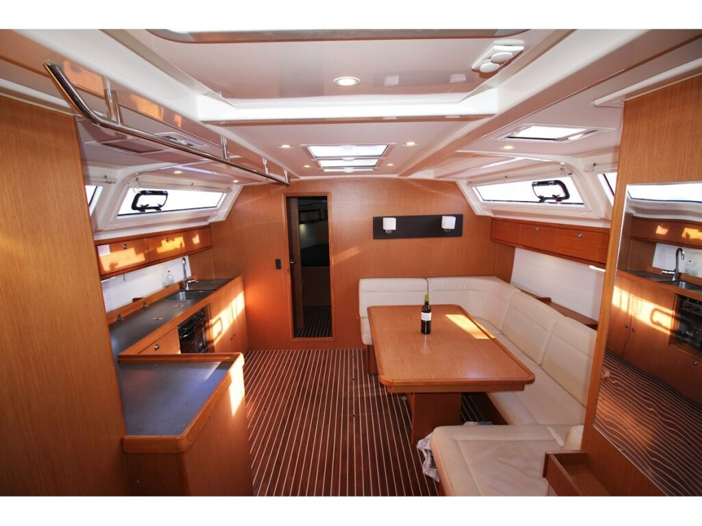 Yacht BAVARIA - Cruiser 46 "Hannah II"