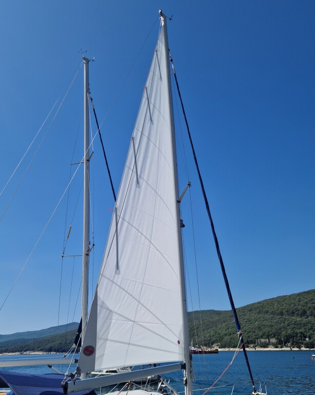 Yacht BAVARIA - 30 Cruiser "Ana"