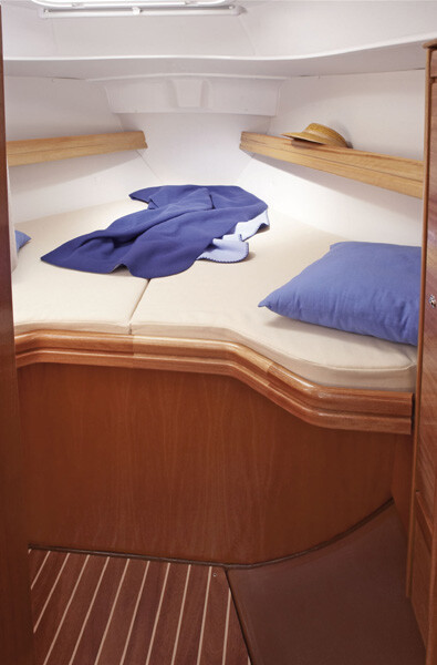 Yacht BAVARIA - 30 Cruiser "Ana"