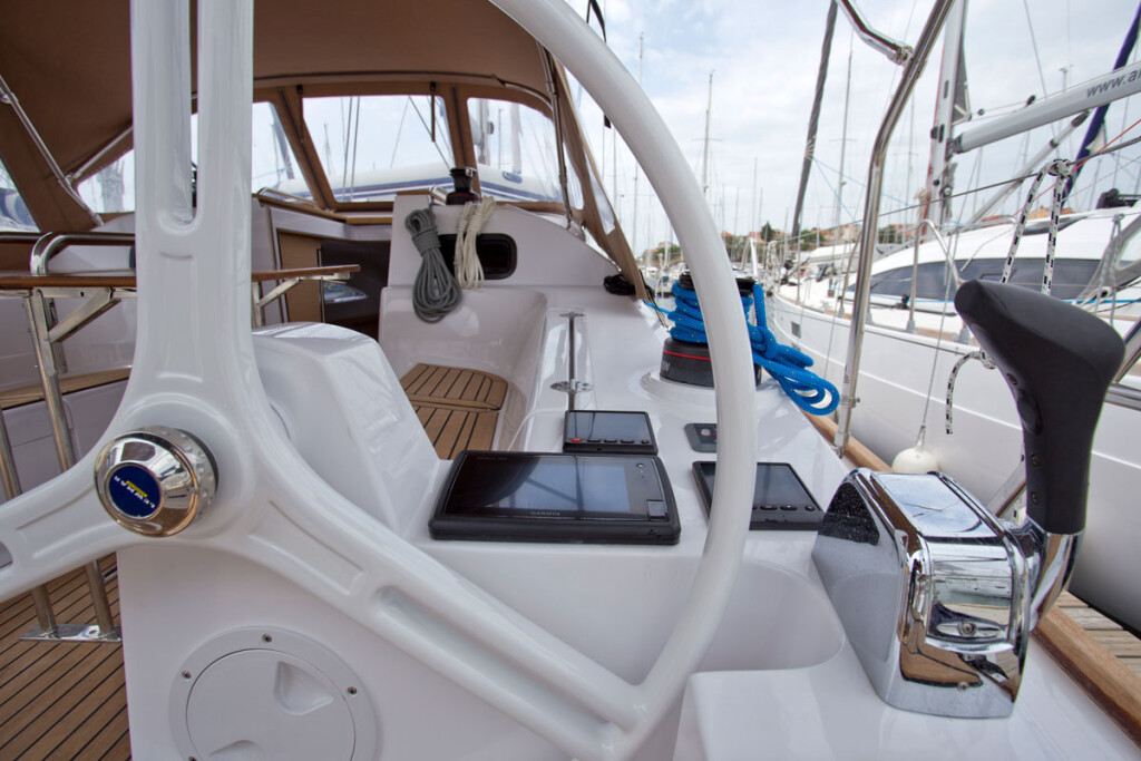 Yacht ELAN - Impression 40 "Silente"