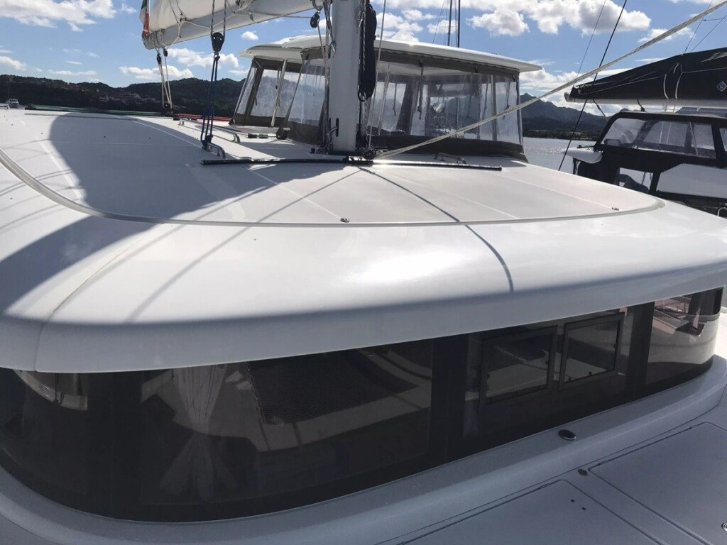 Yacht LAGOON - 42 "Benetnash II"