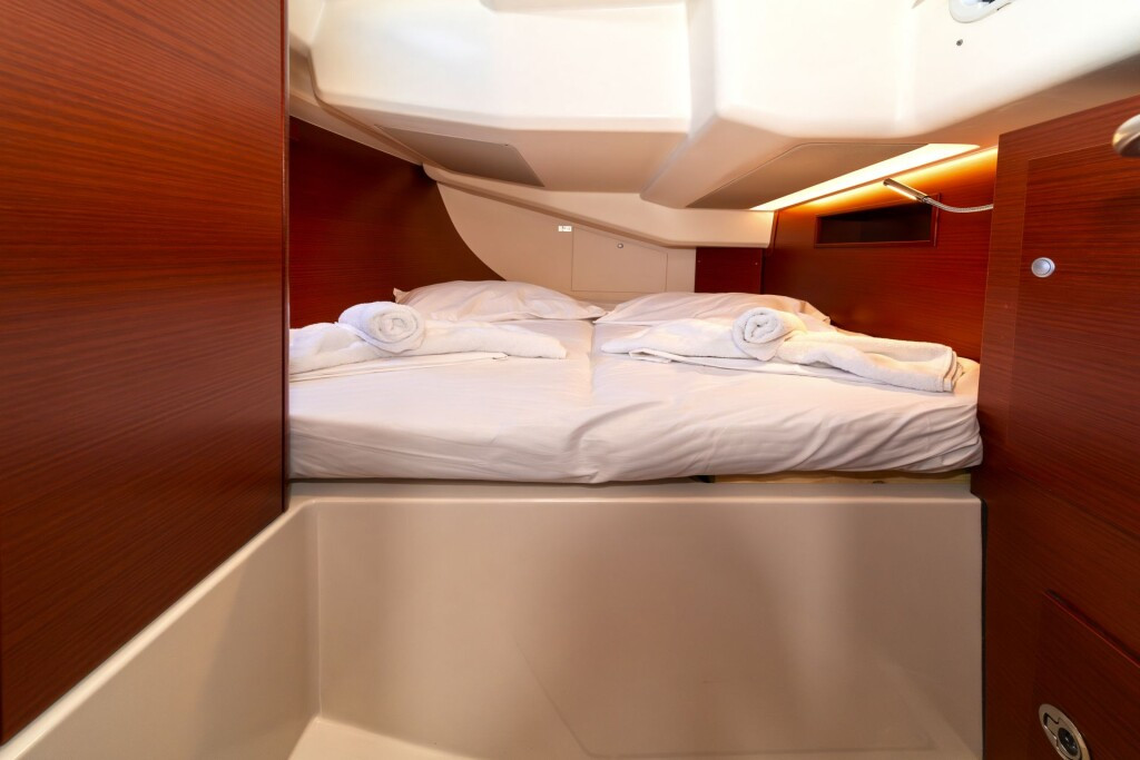 Yacht HANSE - 458 "Kiveli"