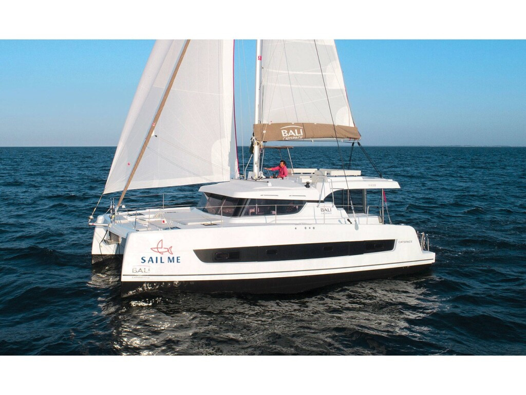 Yacht CATANA - Bali Catspace "Navegame"