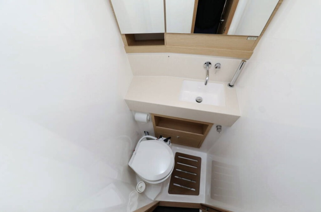 Yacht DUFOUR - 470 "Luisa"