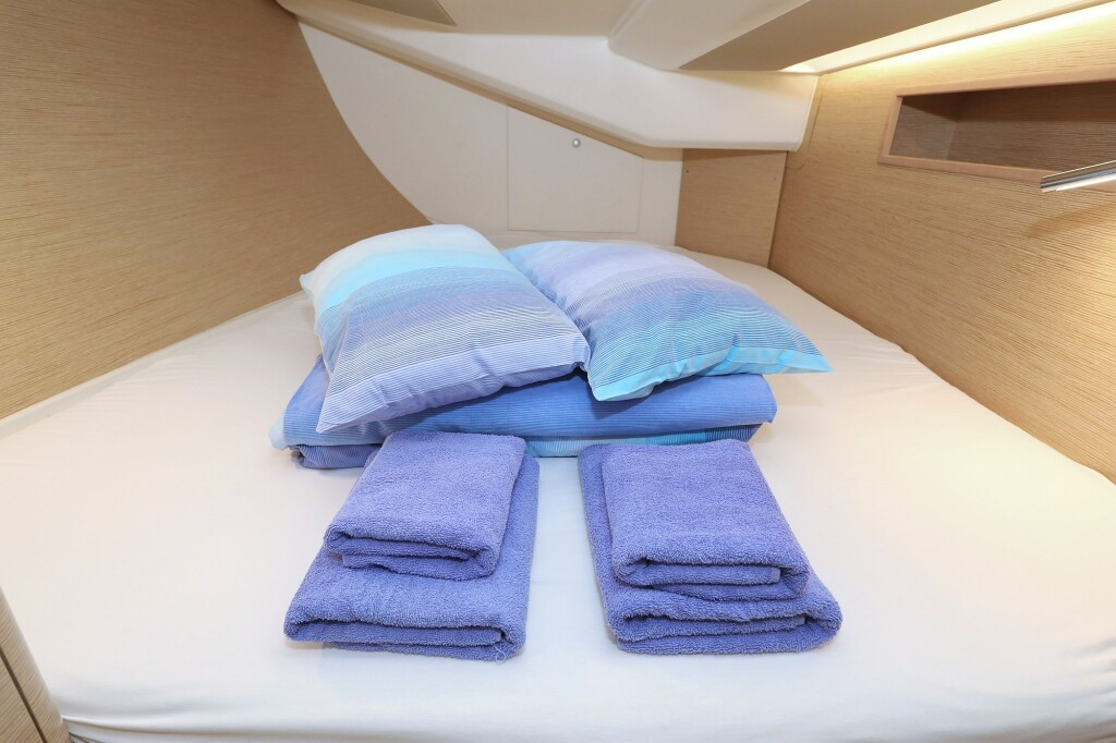 Yacht HANSE - 458 "Terna"