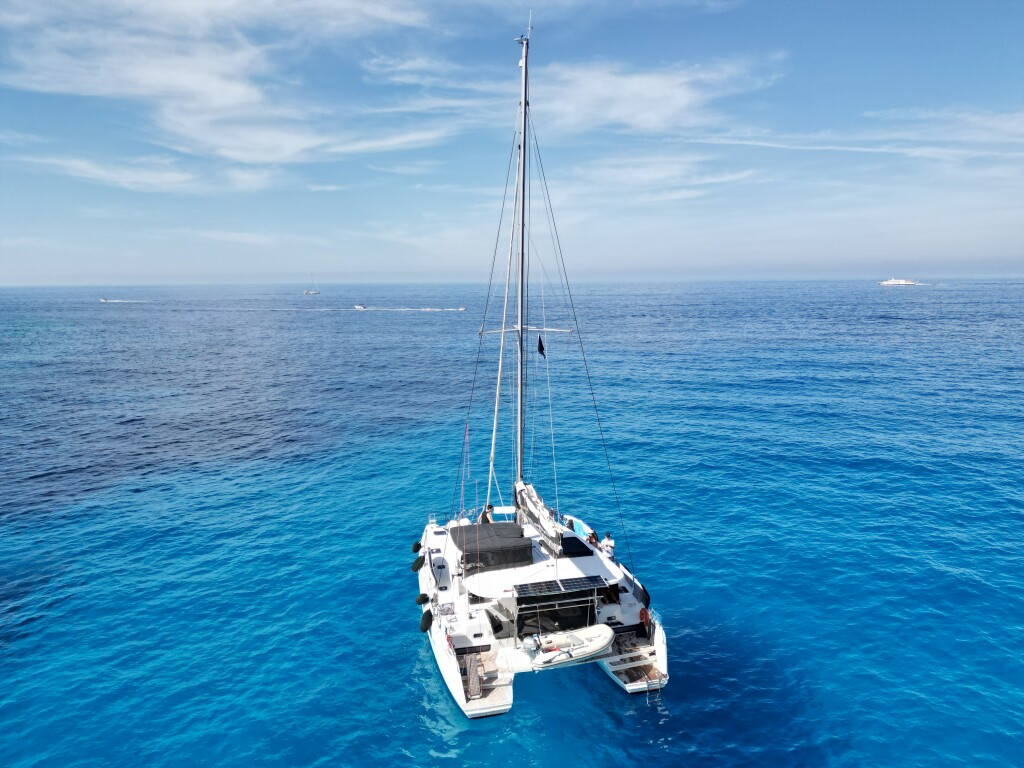 Yacht LAGOON - 42 "Dioni"