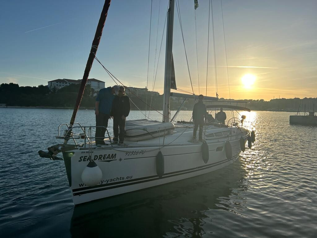 Yacht JEANNEAU - Sun Odyssey 45 "Sea Dream"