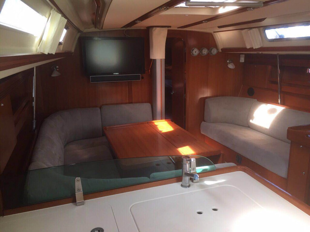 Yacht DUFOUR - 44 Performance "Big Mama"