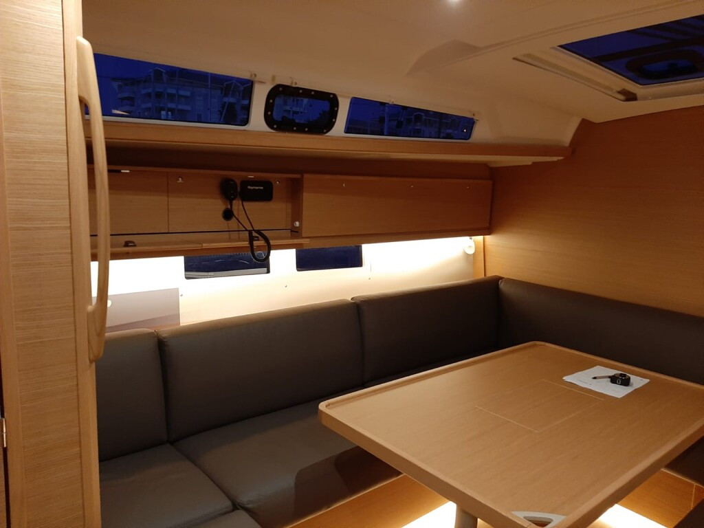 Yacht DUFOUR - 460 Grand Large "Nishane"