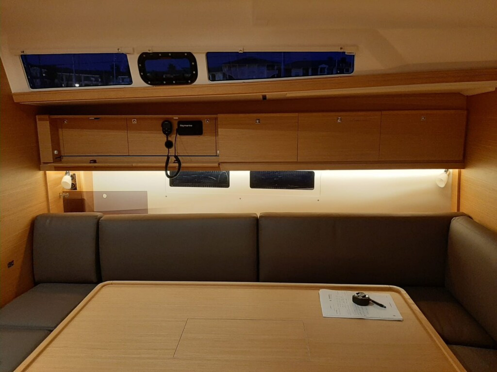 Yacht DUFOUR - 460 Grand Large "Nishane"