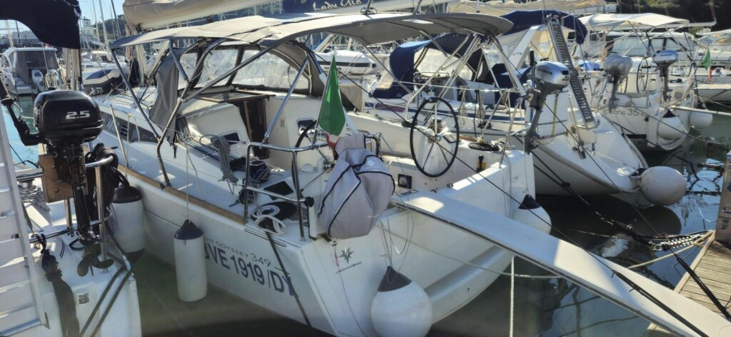 Yacht JEANNEAU - Sun Odyssey 349 "Anatema"