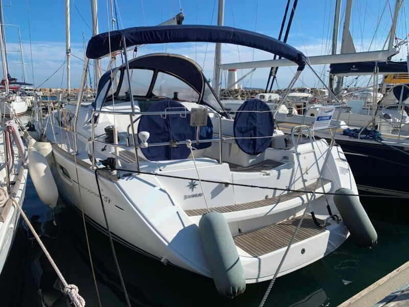 Yacht JEANNEAU - Sun Odyssey 39i "Xenia"