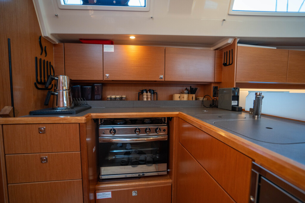 Yacht BAVARIA - C45 Style "Mina 52"