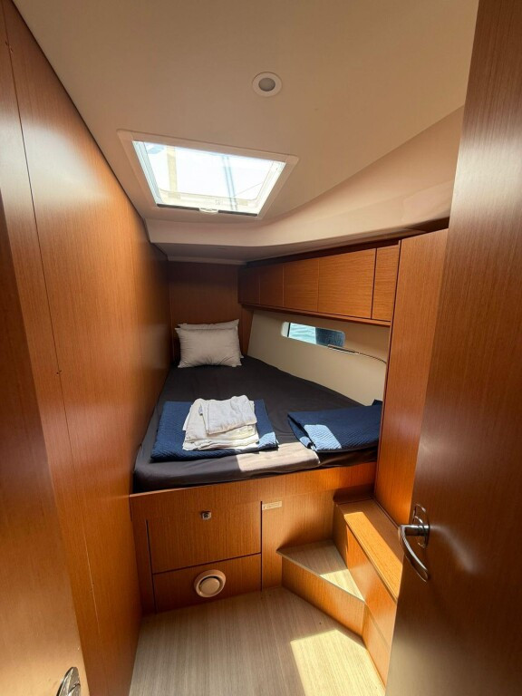 Yacht BAVARIA - C46 "Aegeas"