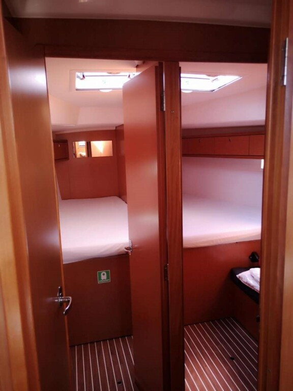 Yacht BAVARIA - Cruiser 46 "Athina"