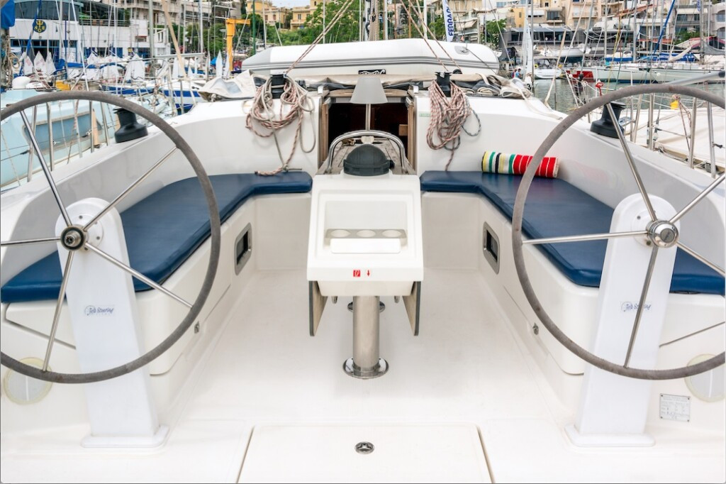 Yacht BAVARIA - Cruiser 46 "Athina"