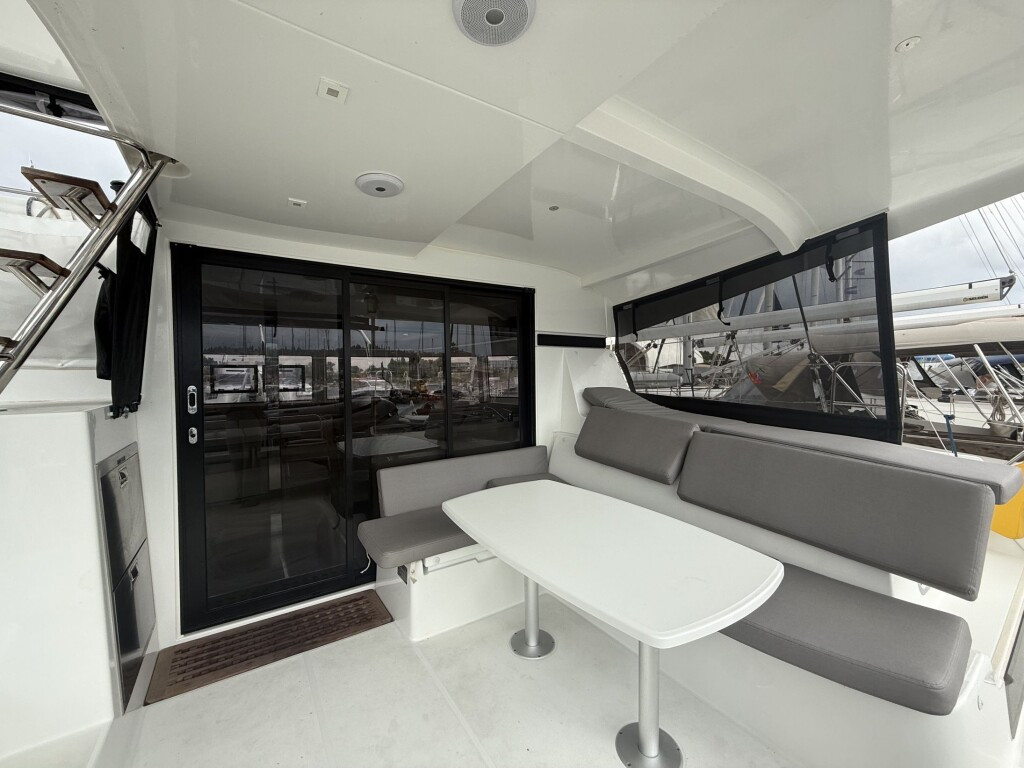 Yacht LAGOON - 42 "Persefoni"