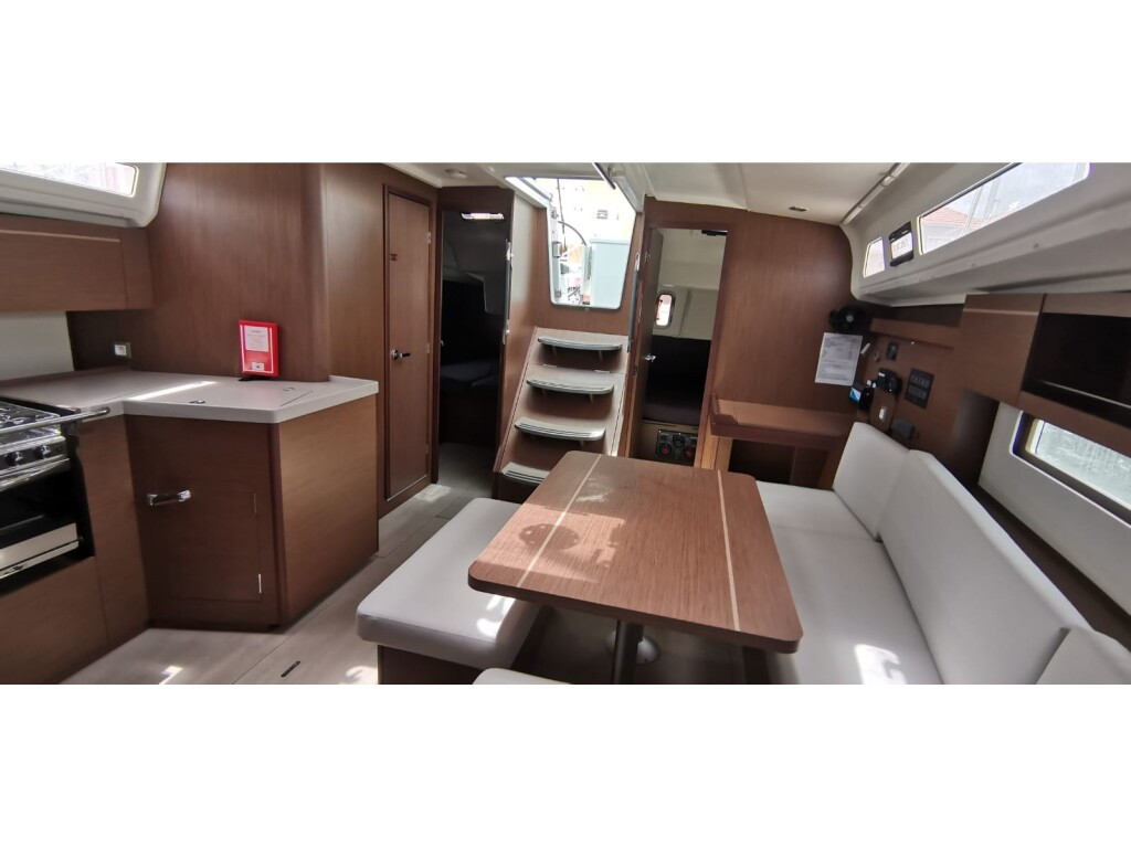 Yacht BENETEAU - Oceanis 40.1 "Nestor"