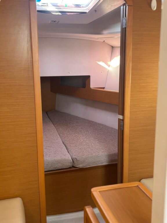 Yacht JEANNEAU - Sun Odyssey 33i "Nimpto"