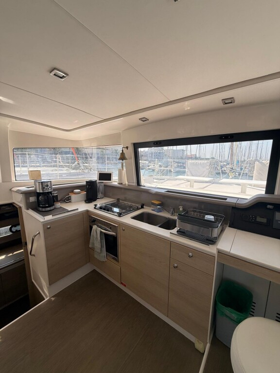 Yacht CATANA - Bali 4.1 "Bagatelle"