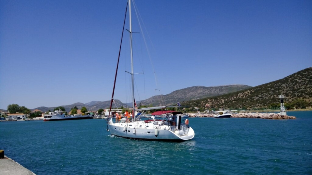 Yacht BENETEAU - Oceanis 411 "Artemis"