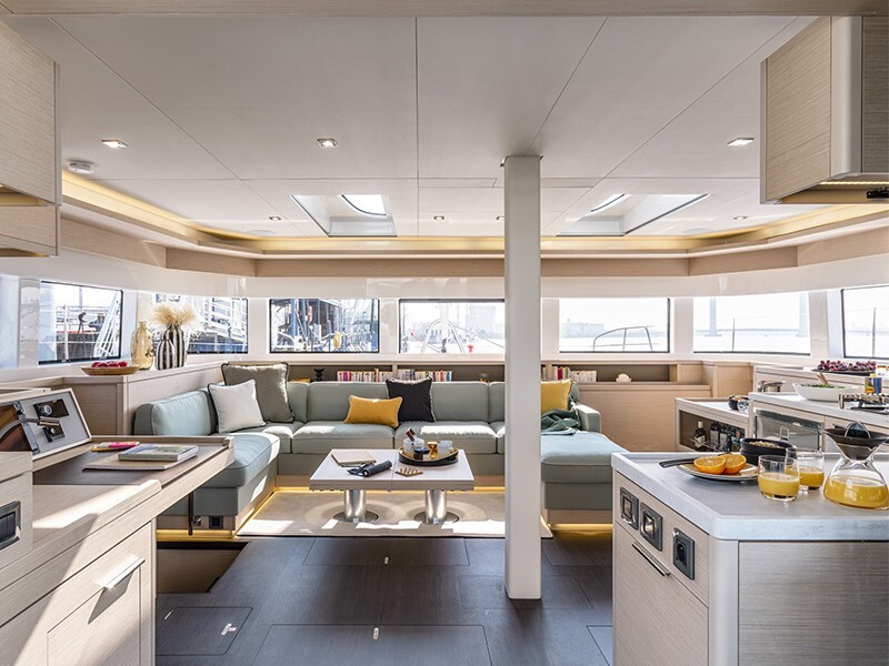 Yacht LAGOON - 55 "Jellyfish"