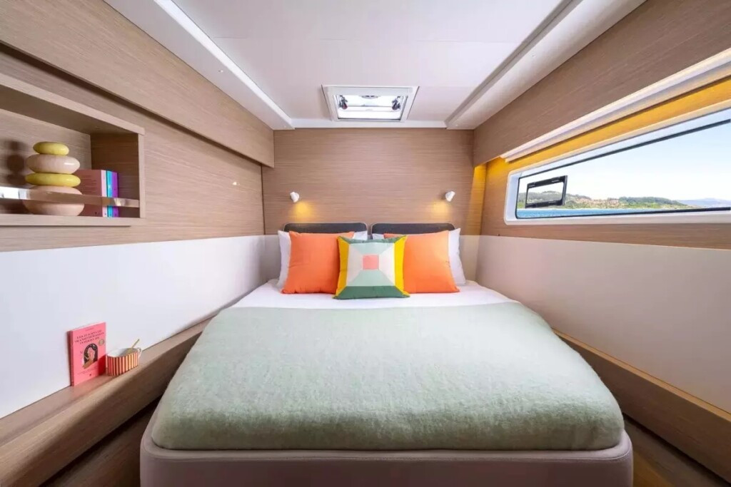 Yacht LAGOON - 43 "Nuvola"