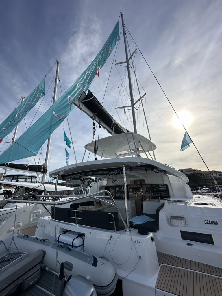 Yacht LAGOON - 46 "Granma"