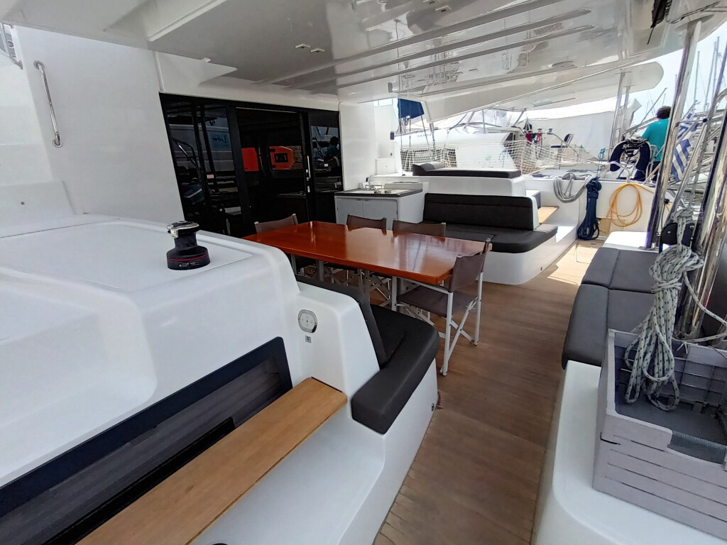 Yacht LAGOON - 50 "Icarus"